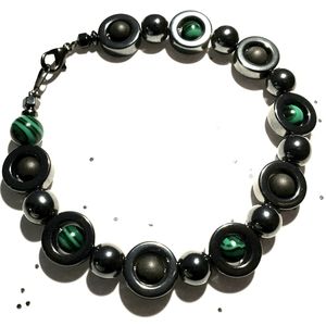 8mm and 6mm silver agate and green malachite orbit